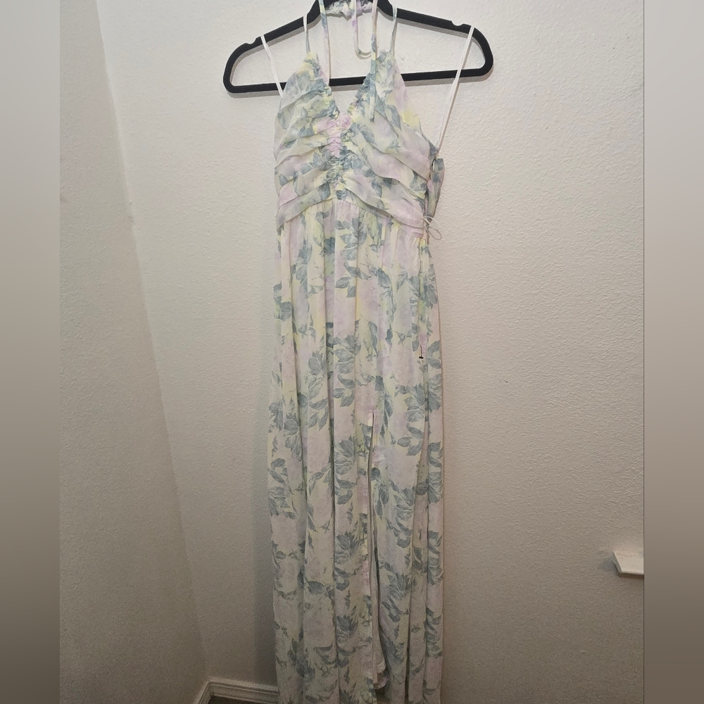 Lulus NWT Efortlessly Abloom Green Multi Floral Ruched Halter Maxi Dress Medium - Picture 4 of 15